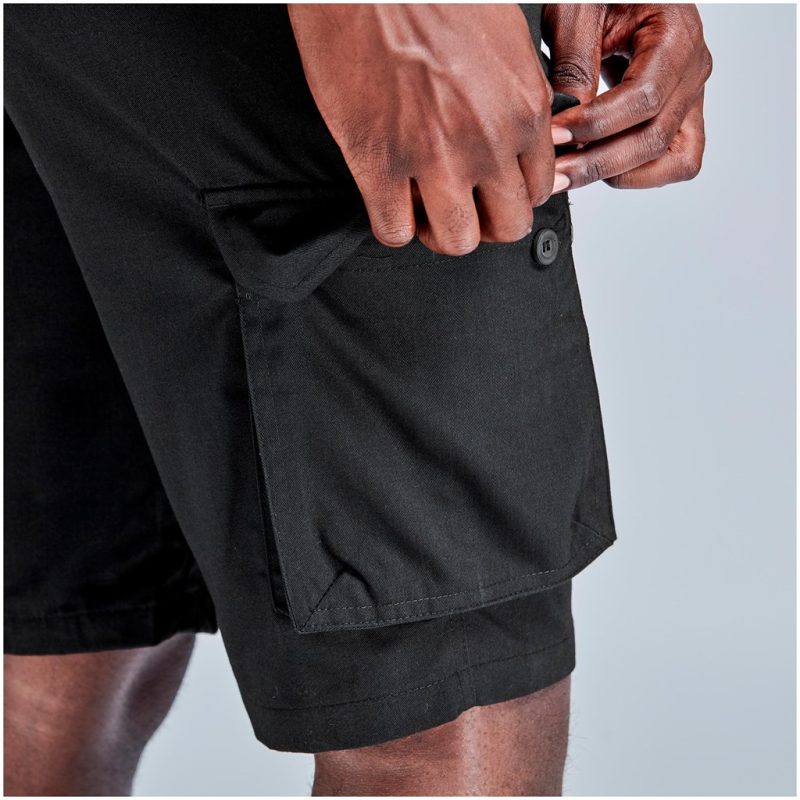 Mens Highlands Cargo Shorts - Image 2